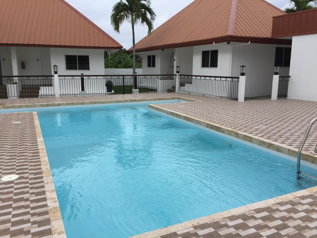 Heartland Hotel Serviced Rooms & Apartments. Panglao Extérieur photo